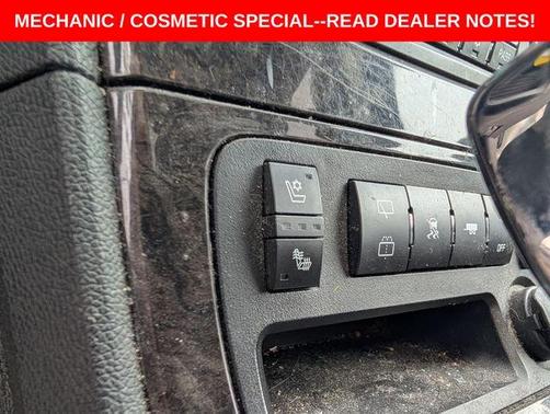 White Diamond Tri-Coat 2011 GMC Acadia Denali