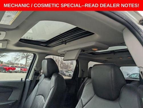 White Diamond Tri-Coat 2011 GMC Acadia Denali