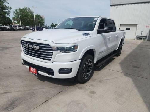 Bright White Clearcoat 2026 RAM 1500 Laramie