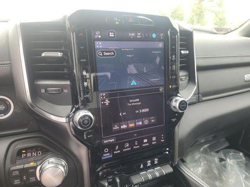 Bright White Clearcoat 2026 RAM 1500 Laramie