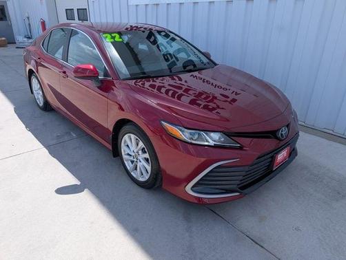 Ruby Flare Pearl 2022 Toyota Camry LE