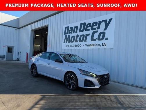 2025 Nissan Altima SR