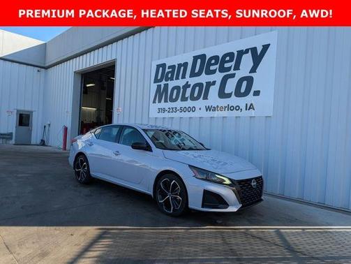 2025 Nissan Altima SR