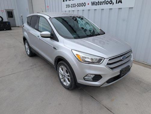 Ingot Silver 2017 Ford Escape SE