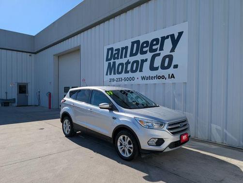 Ingot Silver 2017 Ford Escape SE