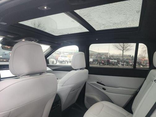 Diamond Black 2026 Jeep Cherokee LAREDO/LIMITED