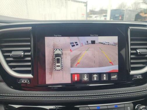 Bright White Clearcoat 2026 Chrysler Pacifica Select