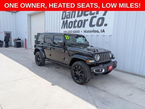 Black Clearcoat 2025 Jeep Wrangler 4xe Sahara