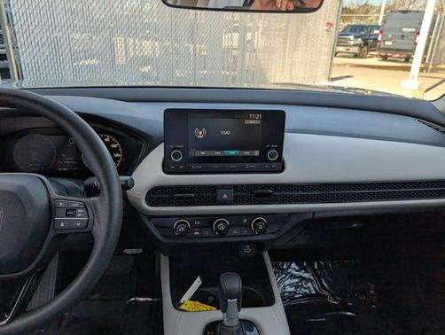 Lunar Silver Metallic 2025 Honda HR-V LX