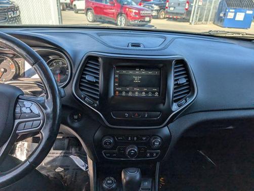 Olive Green Pearlcoat 2021 Jeep Cherokee Latitude Plus