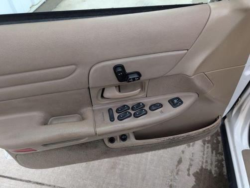 2002 Ford Crown Victoria LX