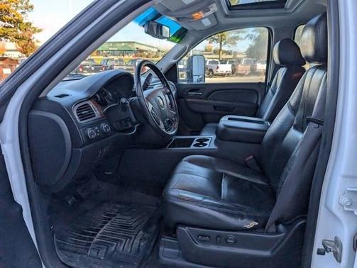 2012 Chevrolet Suburban 2500 LT