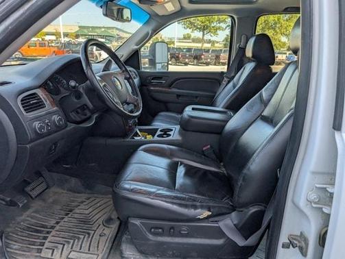 2012 Chevrolet Suburban 2500 LT