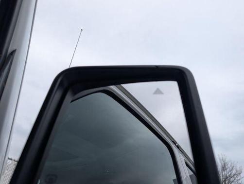 Bright White Clearcoat 2023 Jeep Wrangler Rubicon