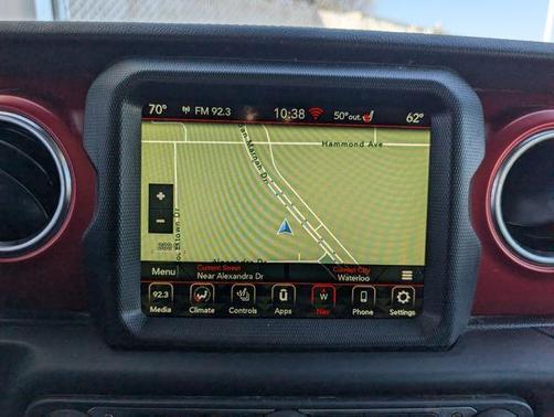 Bright White Clearcoat 2023 Jeep Wrangler Rubicon