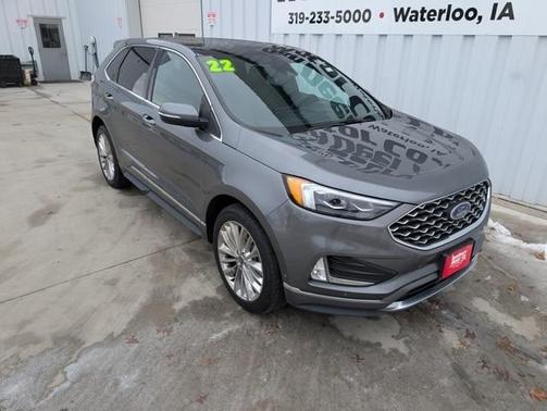 2022 Ford Edge Titanium