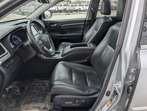 2018 Toyota Highlander Limited Platinum