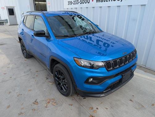 Hydro Blue Pearlcoat 2025 Jeep Compass Latitude