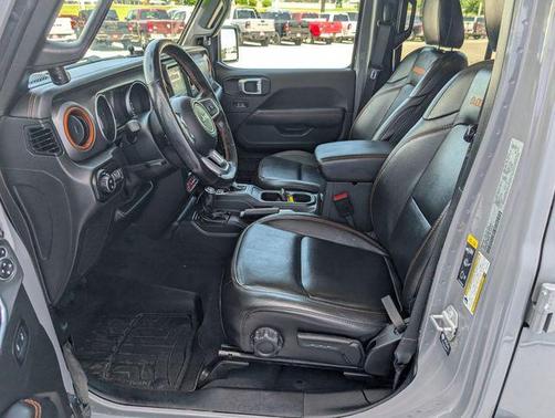 Sting Gray Clearcoat 2021 Jeep Gladiator Mojave