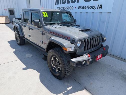 Sting Gray Clearcoat 2021 Jeep Gladiator Mojave