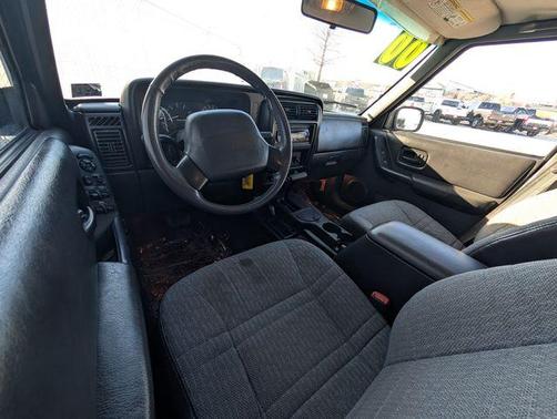 2000 Jeep Cherokee Sport
