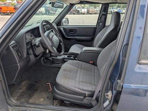 2000 Jeep Cherokee Sport