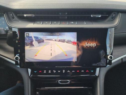 Diamond Black 2026 Jeep Grand Cherokee Limited