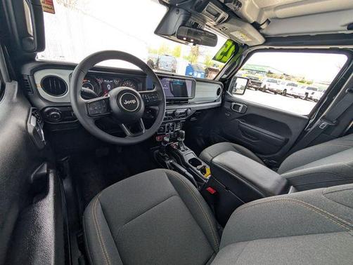 Black Clearcoat 2025 Jeep Wrangler Sport