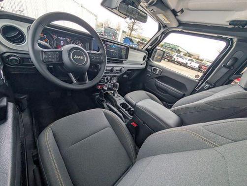 Black Clearcoat 2025 Jeep Wrangler Sport