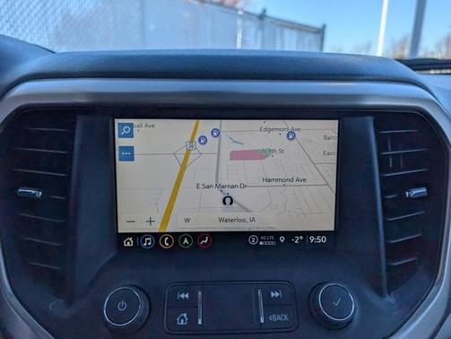 2022 GMC Acadia Denali