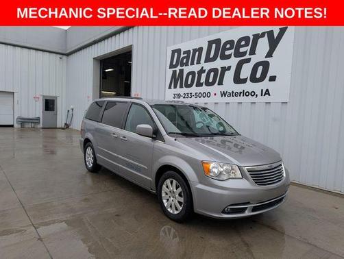 2014 Chrysler Town & Country Touring