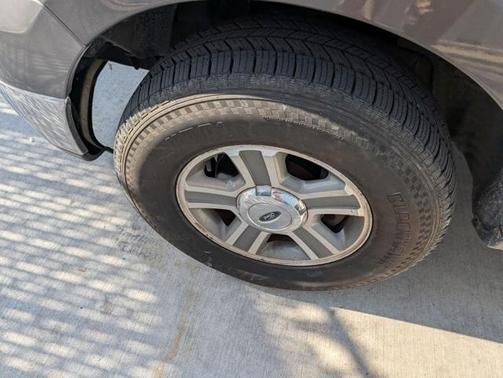 2004 Ford F-150 XLT SuperCrew