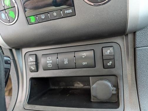 2012 Chevrolet Traverse 2LT