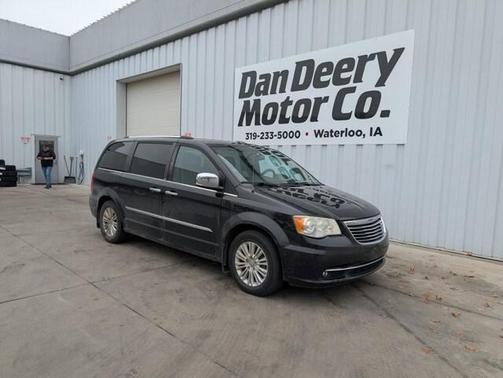 2013 Chrysler Town & Country Limited