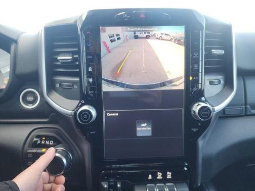 Bright White Clearcoat 2026 RAM 1500 Big Horn