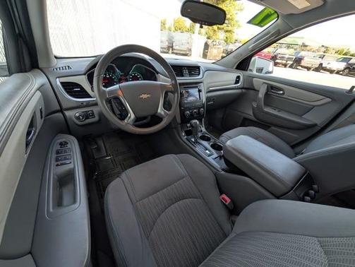 2017 Chevrolet Traverse 1LT