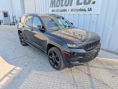 2024 Jeep Grand Cherokee Laredo