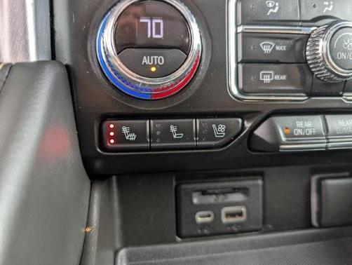Cayenne Red Tintcoat 2021 GMC Yukon XL SLT