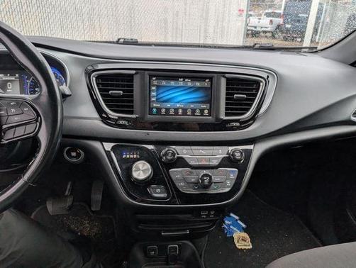2019 Chrysler Pacifica Touring Plus