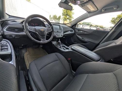 2017 Chevrolet Malibu 1LT