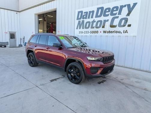 2024 Jeep Grand Cherokee Laredo