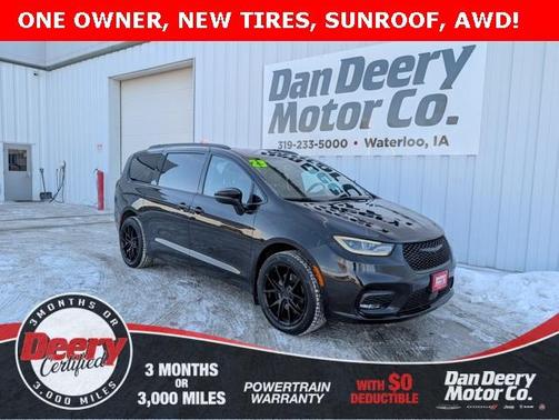 2023 Chrysler Pacifica Touring-L