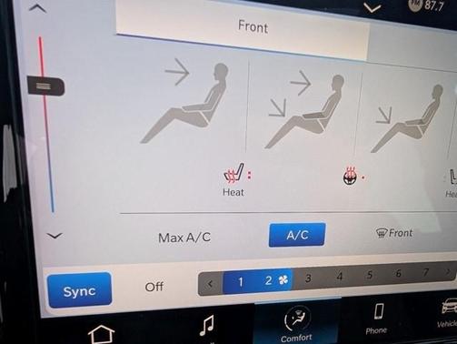 2023 Chrysler Pacifica Touring-L