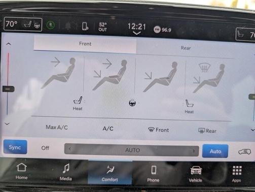 2024 Chrysler Pacifica Touring-L