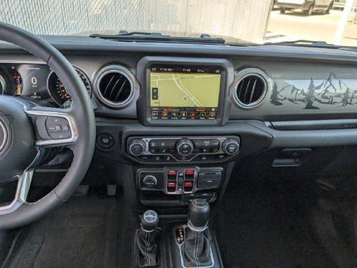 Black Clearcoat 2023 Jeep Wrangler Sahara