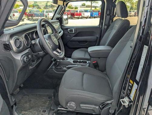 Black Clearcoat 2023 Jeep Wrangler Sahara