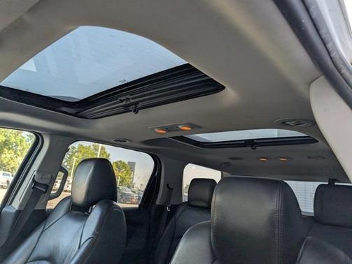 2011 GMC Acadia Denali