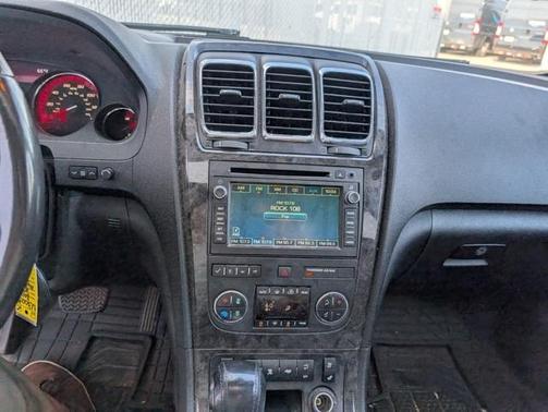 2011 GMC Acadia Denali