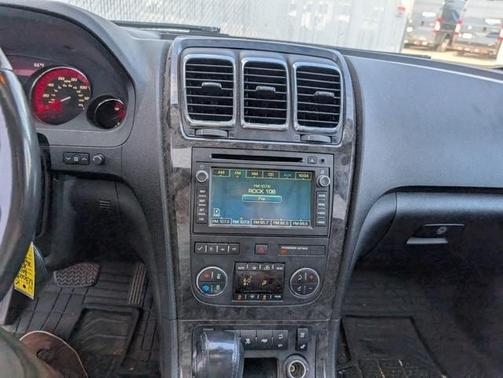 2011 GMC Acadia Denali