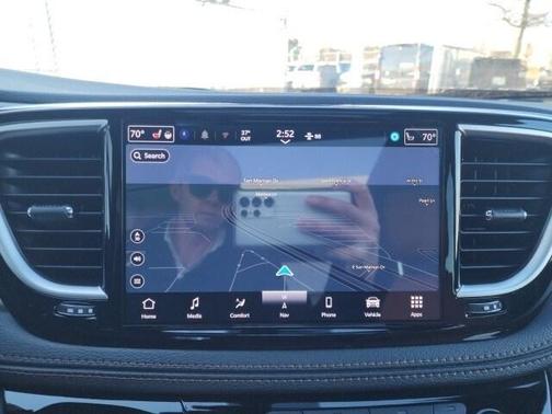 2026 Chrysler Pacifica Pinnacle